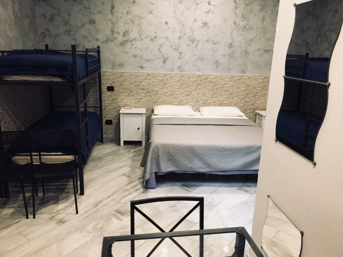 Dei Gerolomini Hotel Napoli Eksteriør billede